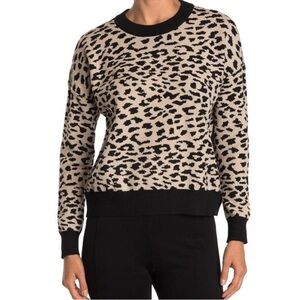 Elie Tahari Leopard Print Crewneck Sweater – Cozy Knit – Size Small – Like New